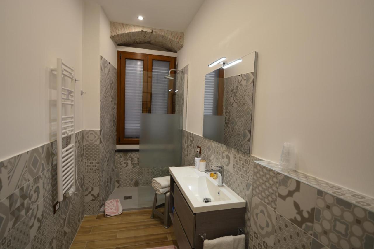 Vico Durazzo Apartment Genova Esterno foto