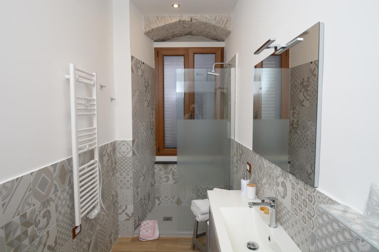 Vico Durazzo Apartment Genova Esterno foto